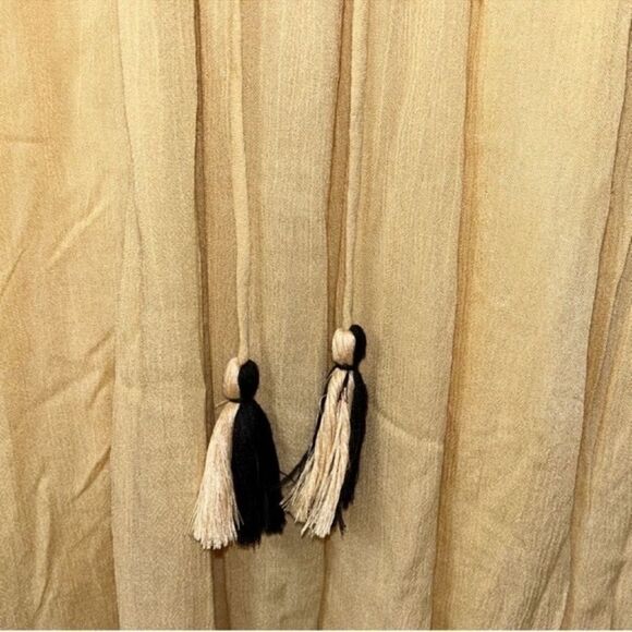 Raga Yellow LongSleeve Oversized Maxi
Dress(Size Small) - Picture 7 of 10